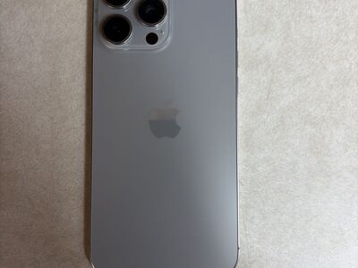 AT&T Iphone 16 Pro Max