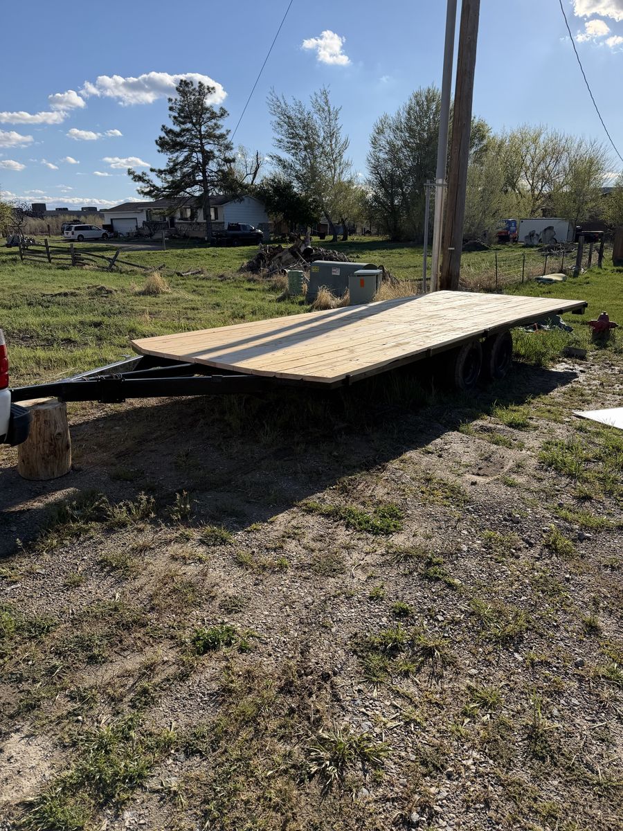 26FT Flatbed Trailer