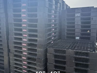 43x43 Plastic Pallets.