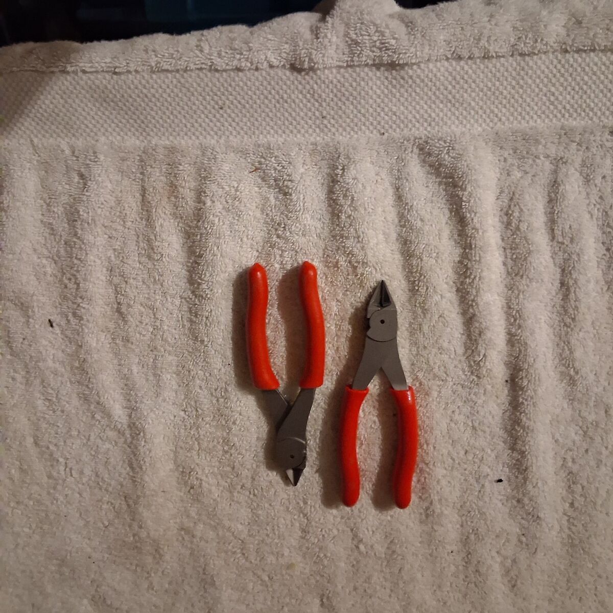 ICON Professional Cutting Pliers