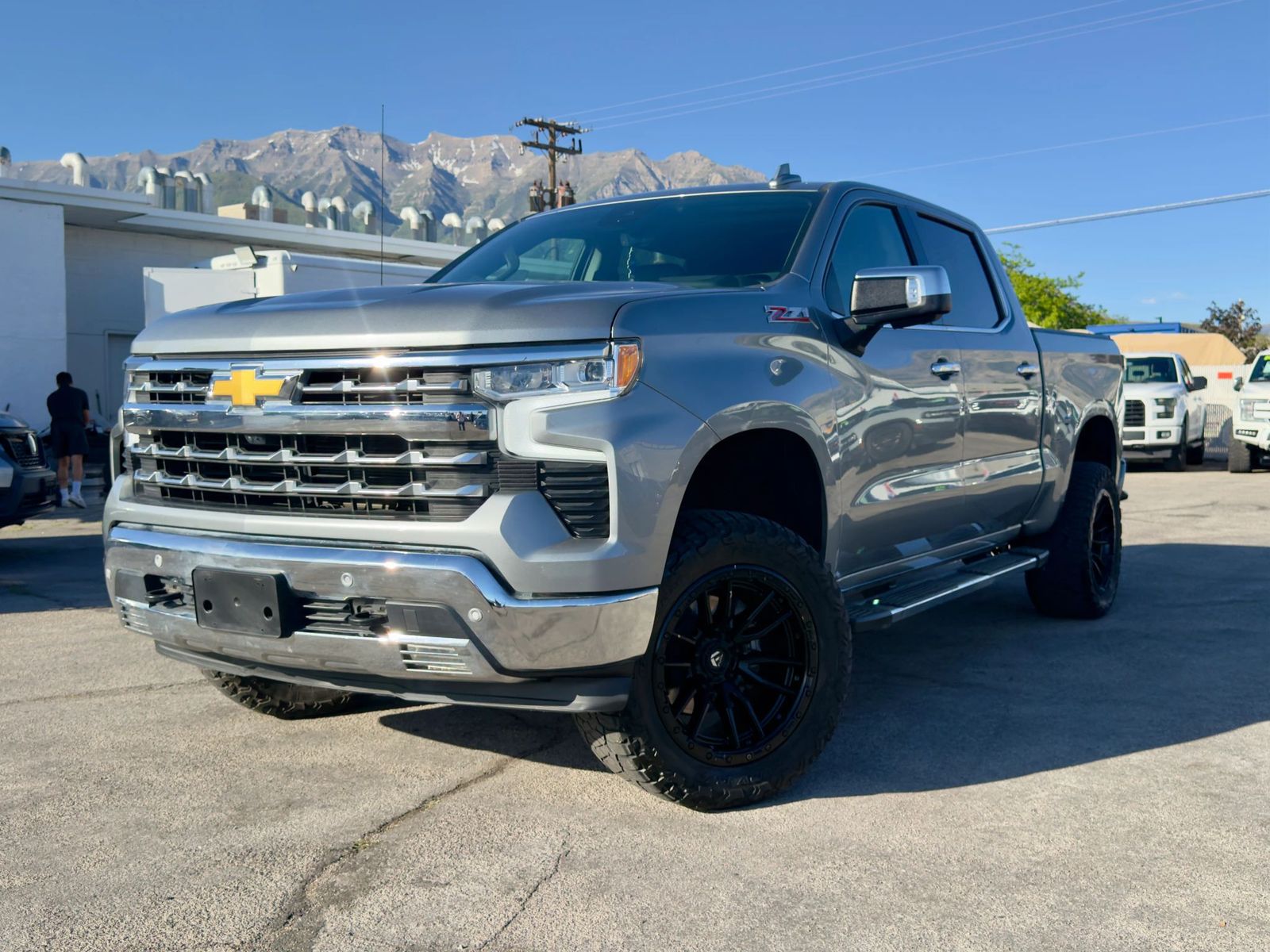 2024 Chevrolet Silverado 1500 LTZ