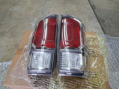 Toyota Tacoma Tail Lights 3rd gen