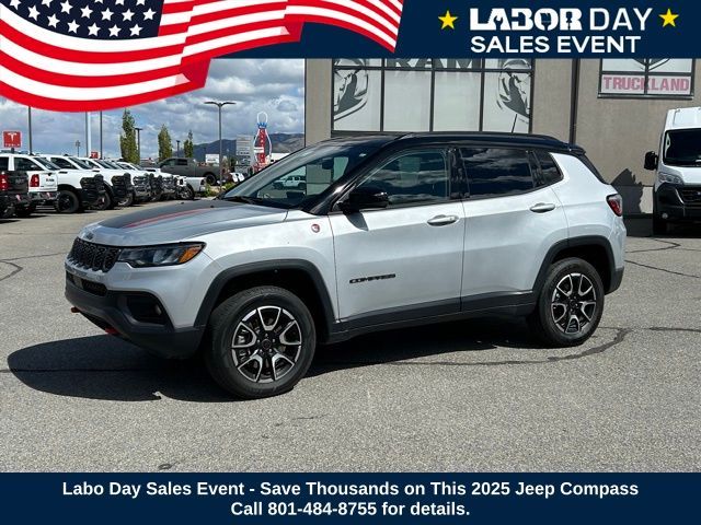 2025 Jeep Compass Trailhawk