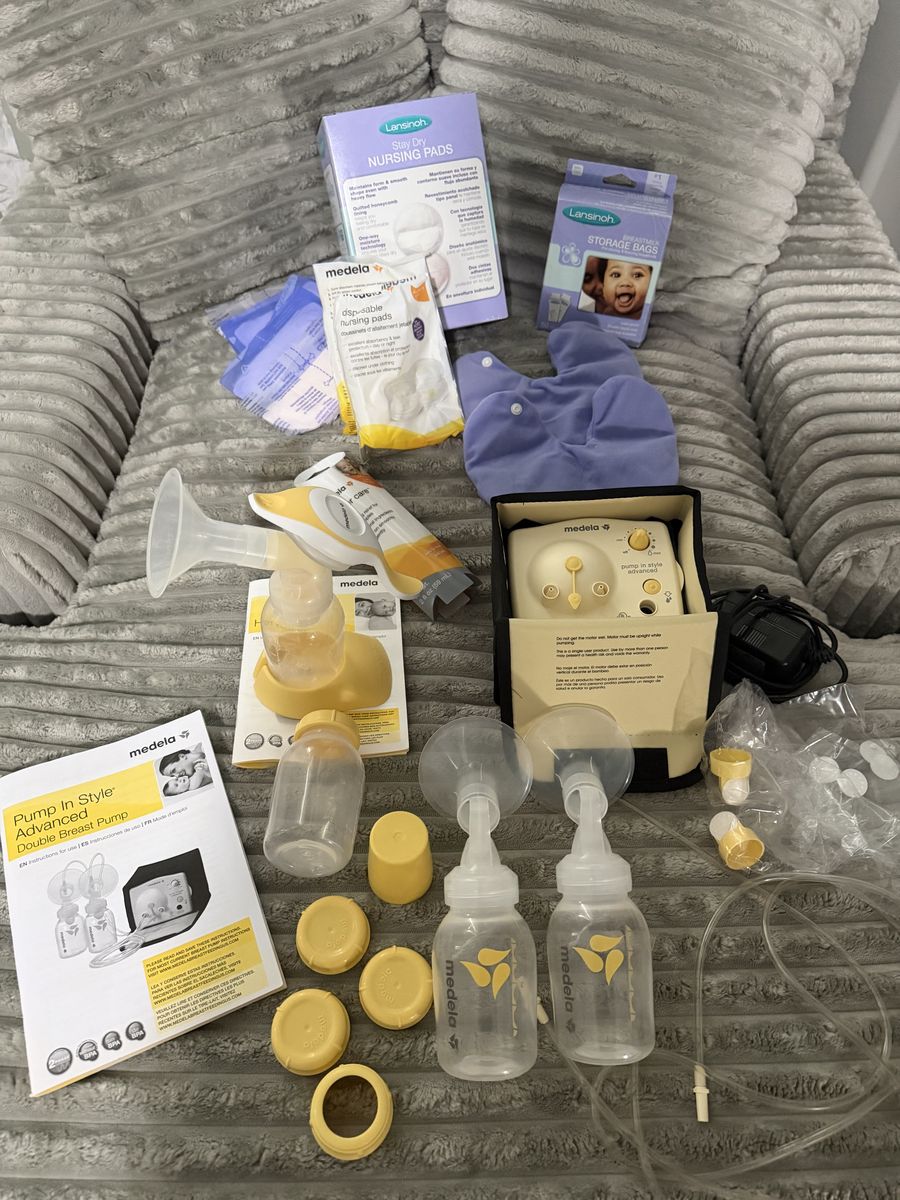 Medela Pump and Breastfeeding Essentials