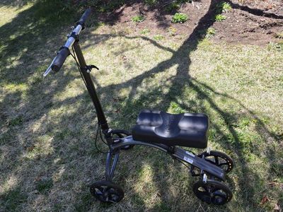 knee walker scooter