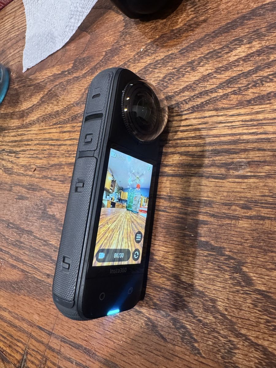 Insta360 X4 360 Action Camera 8K with Protective Cap
