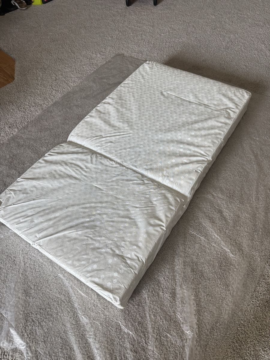 Baby Crib Wooden Slat Panels and Mattress Set