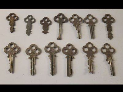 Vintage Keys - Antique Style Wardrobe Cabinet Cupboard Lock Keys, Lot of 13