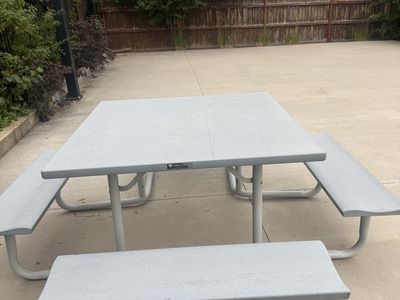 Picnic table