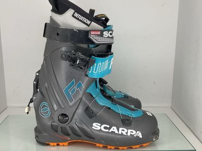 Scarpa F1