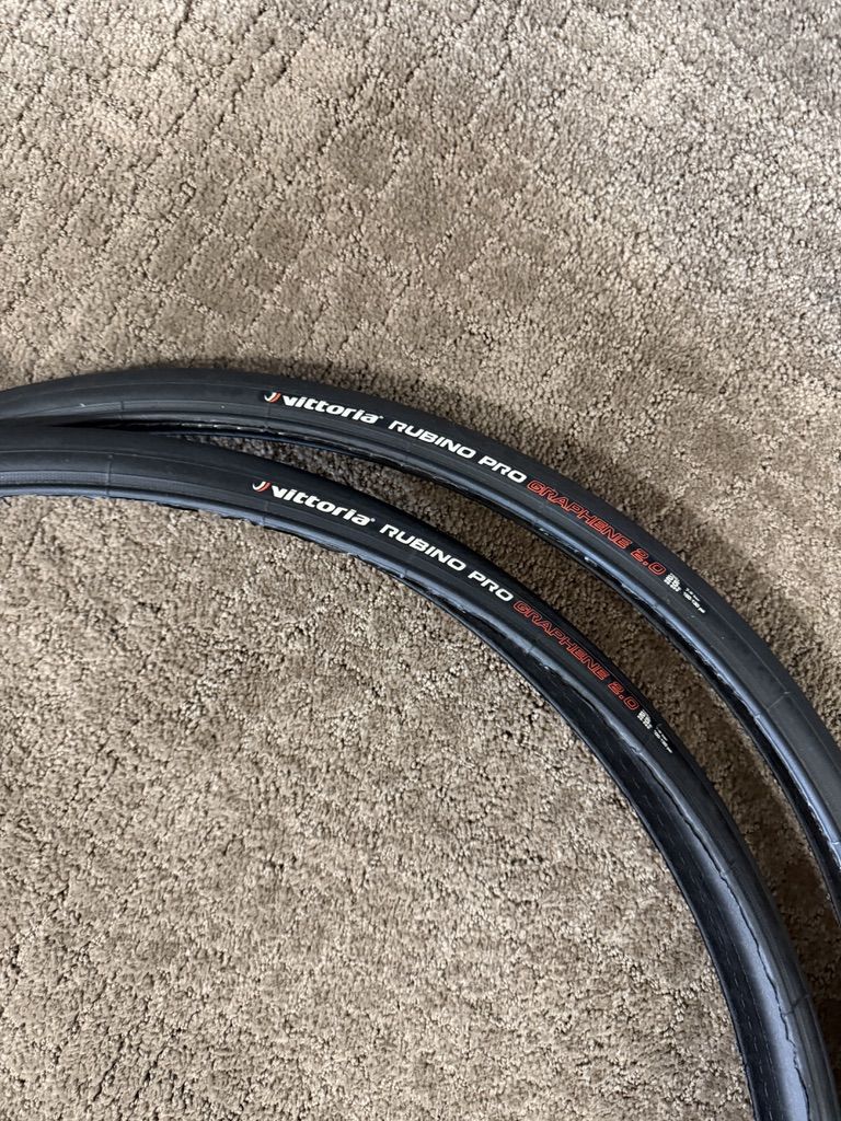 Vittoria Rubino Pro tires 700 x 25c