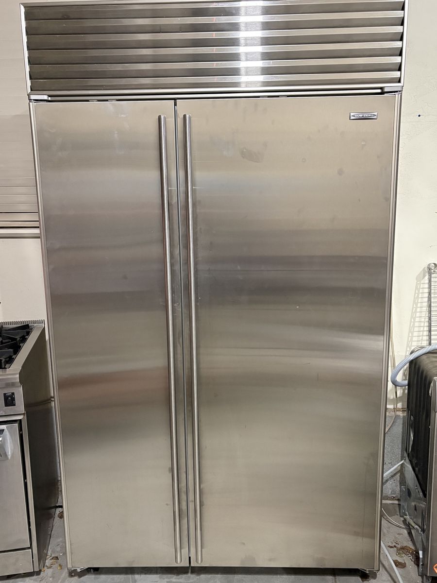 SUB-ZERO 632/S-2 48" Stainless Steel Built-in Side-by-Side Refrigerator Freezer