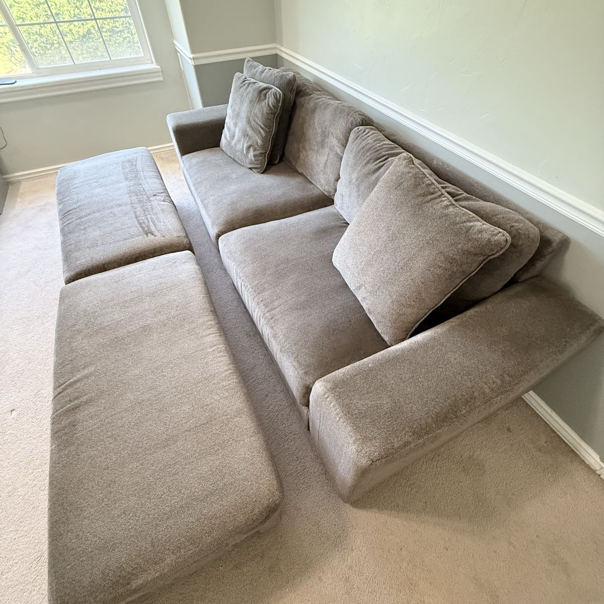 Main image 11