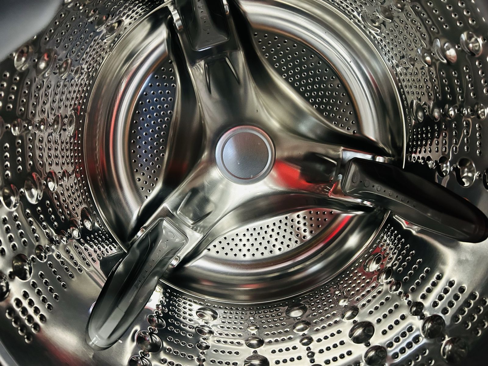 Main image 3