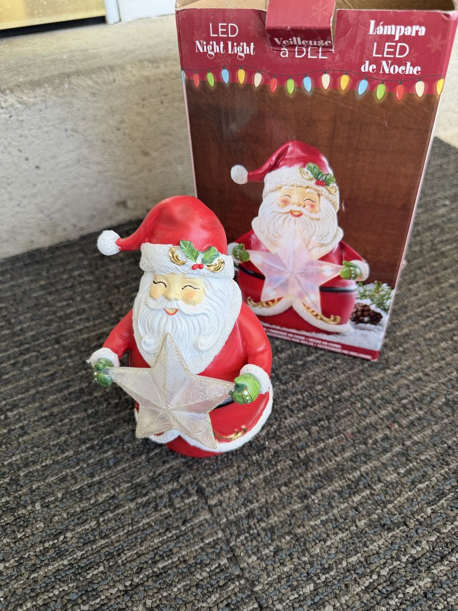 Santa Claus LED Night Light Figurine Holding Star Holiday Decor