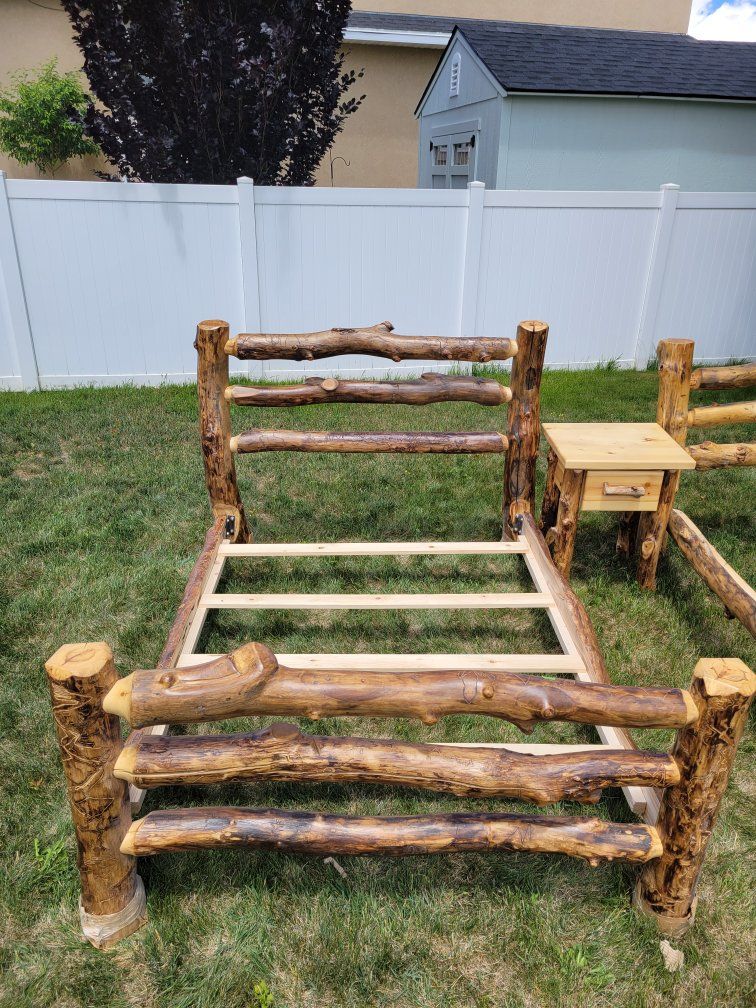 Queen log bed w/ FREE nightstand