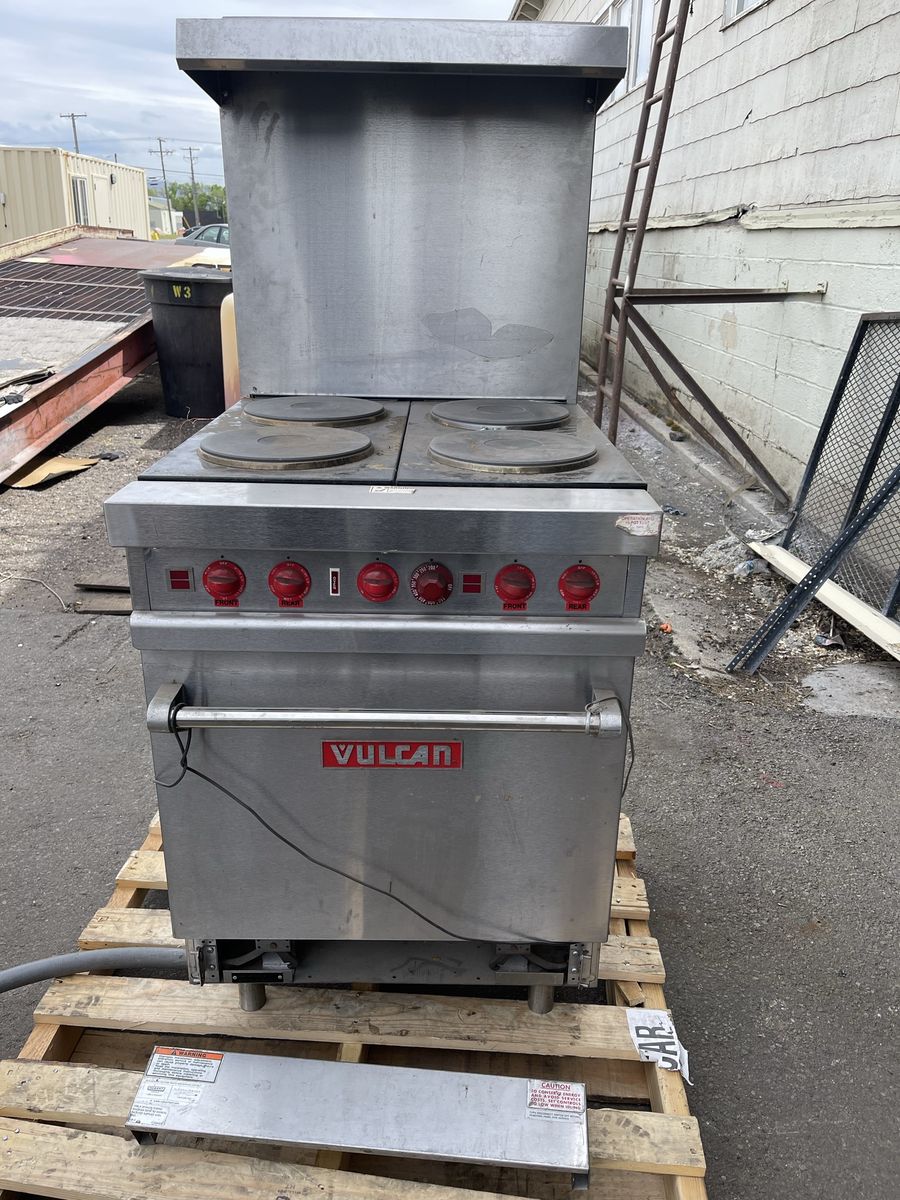 Vulcan 24" Electric Commercial Range - 4 French