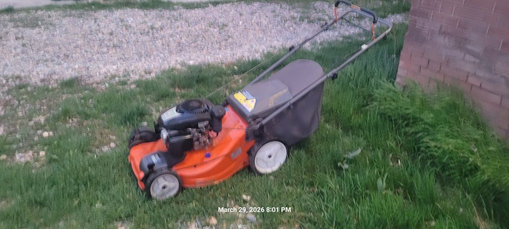 Husqvarna lawn mower self propelled