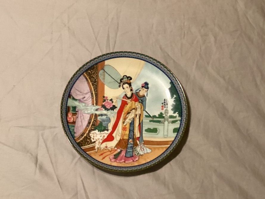 Main image 5