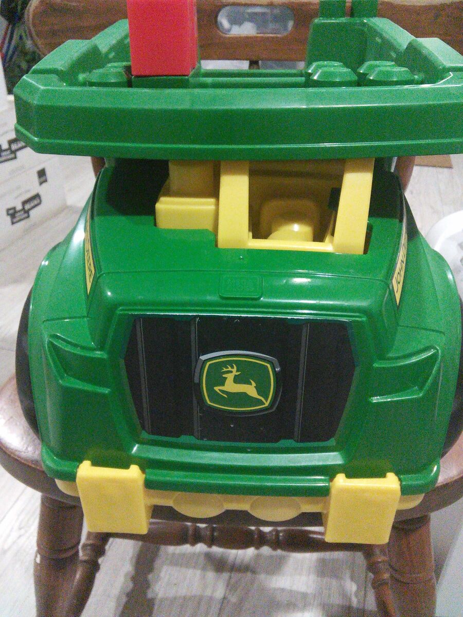Mega blocks dump truck