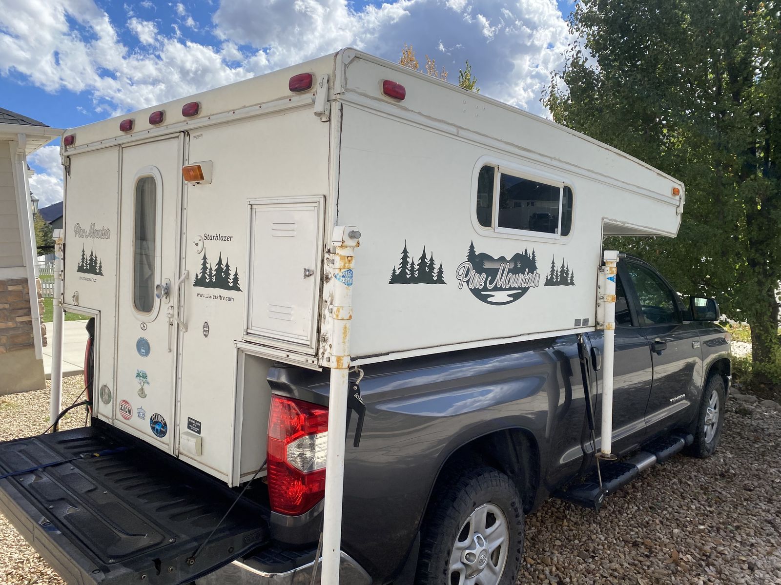 StarCraft pine mountain pop up truck camper