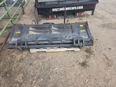 2500 lb liftgate
