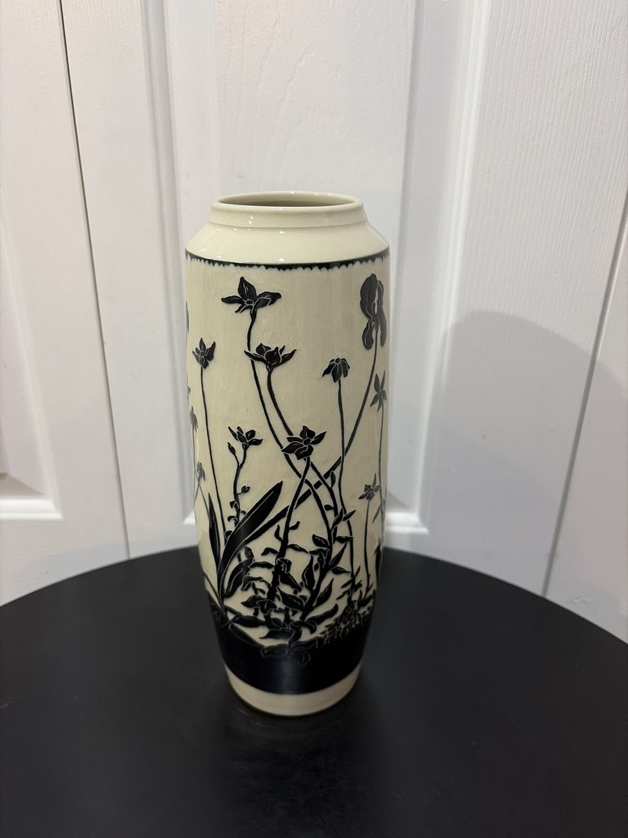 Elegant Vintage Cream & Black Floral Ceramic Vase - Home Decor Accent Piece