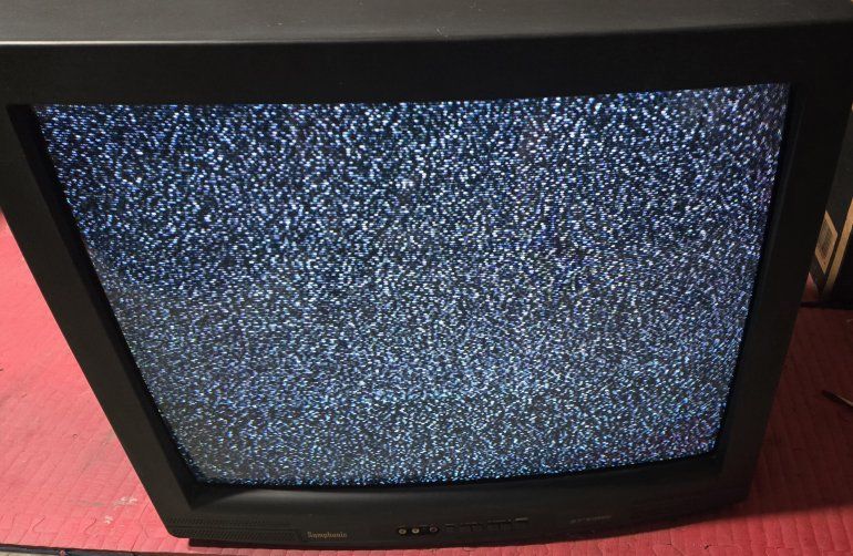 Symphonic 27 inch CRT TV