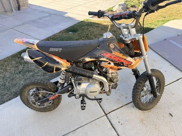 SSR mini bike one w/clutch and one manual
