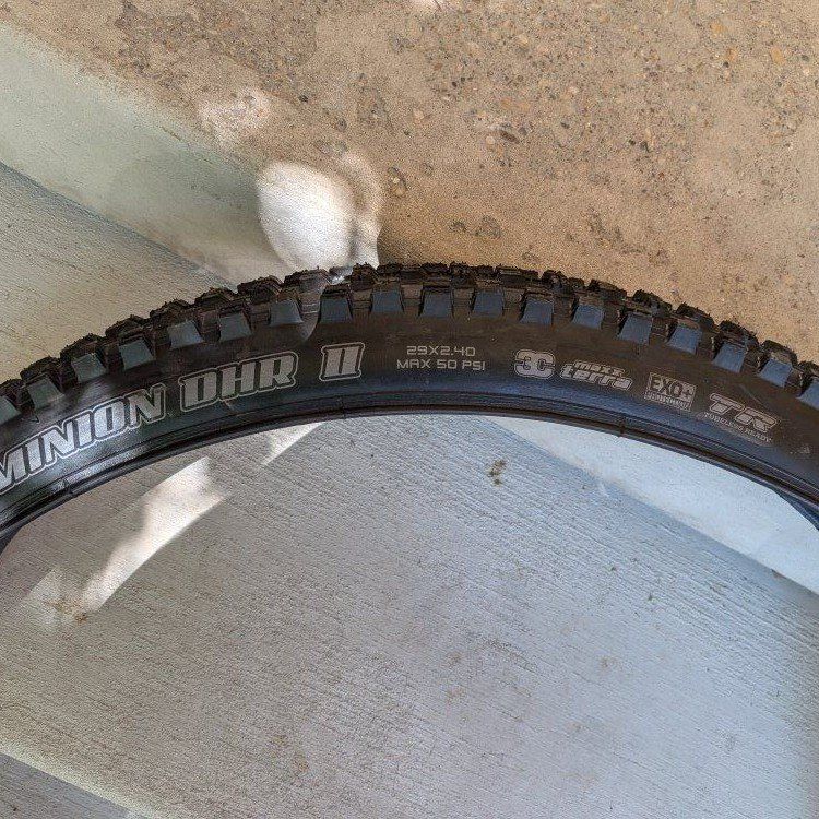 New Takeoff Maxxis Minion DHR II 3C EXO+ MaxTerra 29