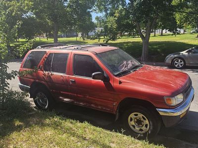 1999 Nissan Pathfinder LE