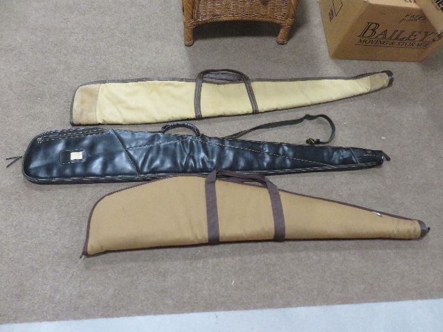 LOT OF 3 GUN CASES - SELLING FOR A SINGLE PRICE