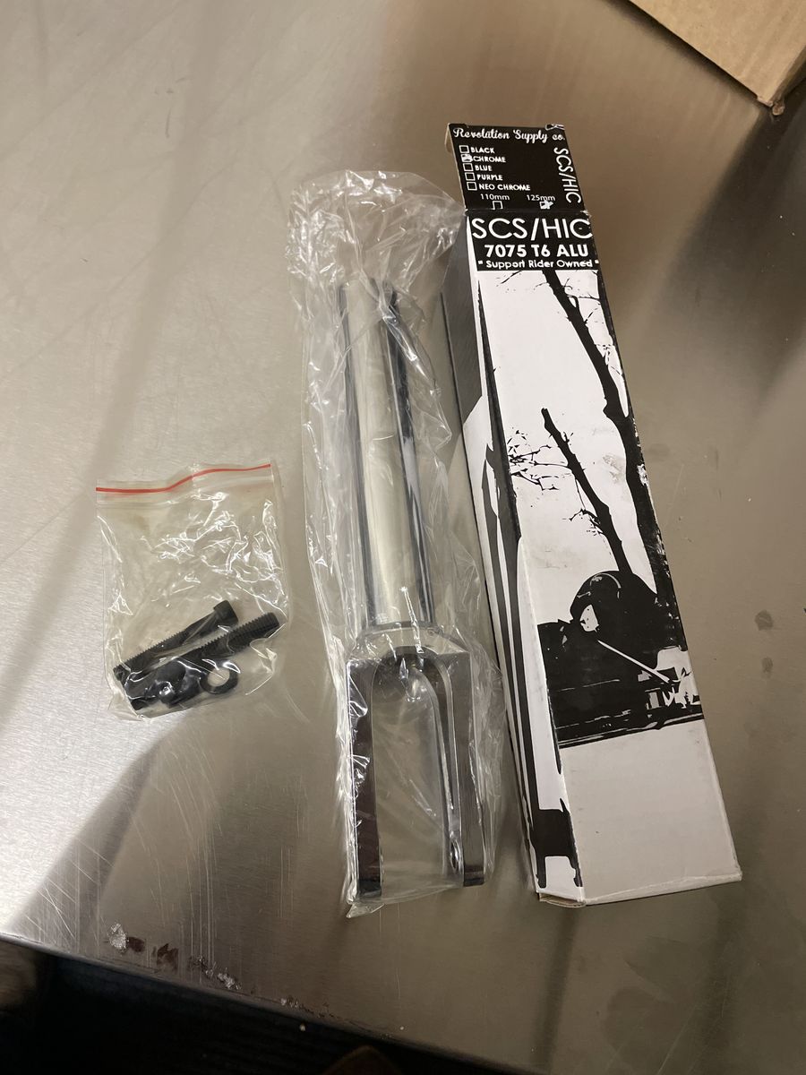 Revolution Supply SCS/HIC 7075 T6 Aluminum Scooter Fork 125mm Chrome – New