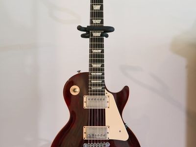 Gibson Les Paul Studio – 1991 USA – Wine Red – Ebony Board – Hardshell Case