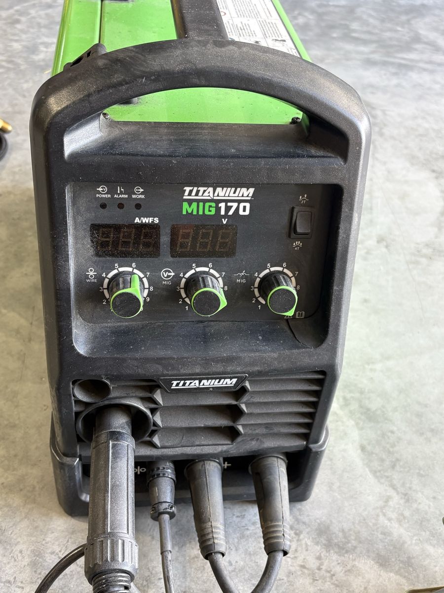 Titanium MIG 170 Welder