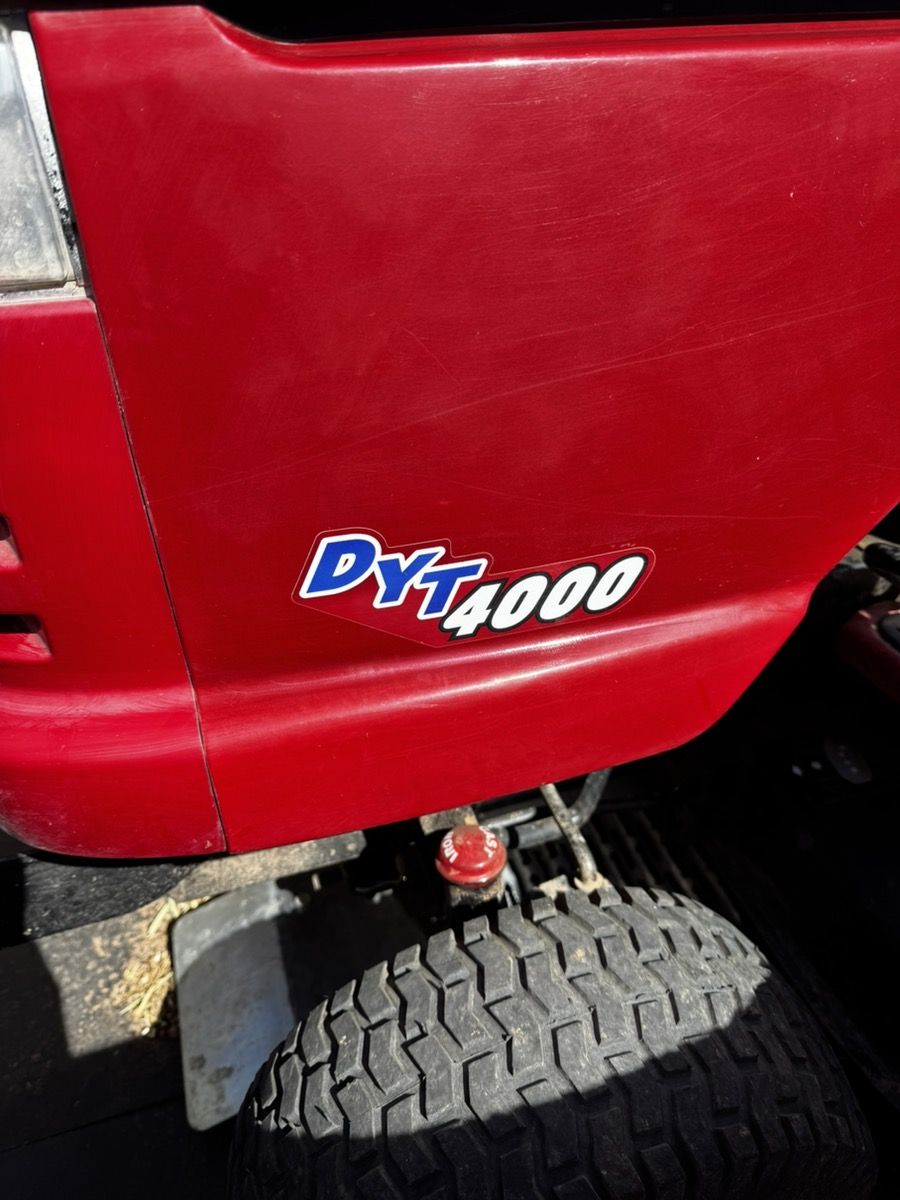 CRAFTSMAN DYT 4000 RIDING LAWN TRACTOR #WCP039141