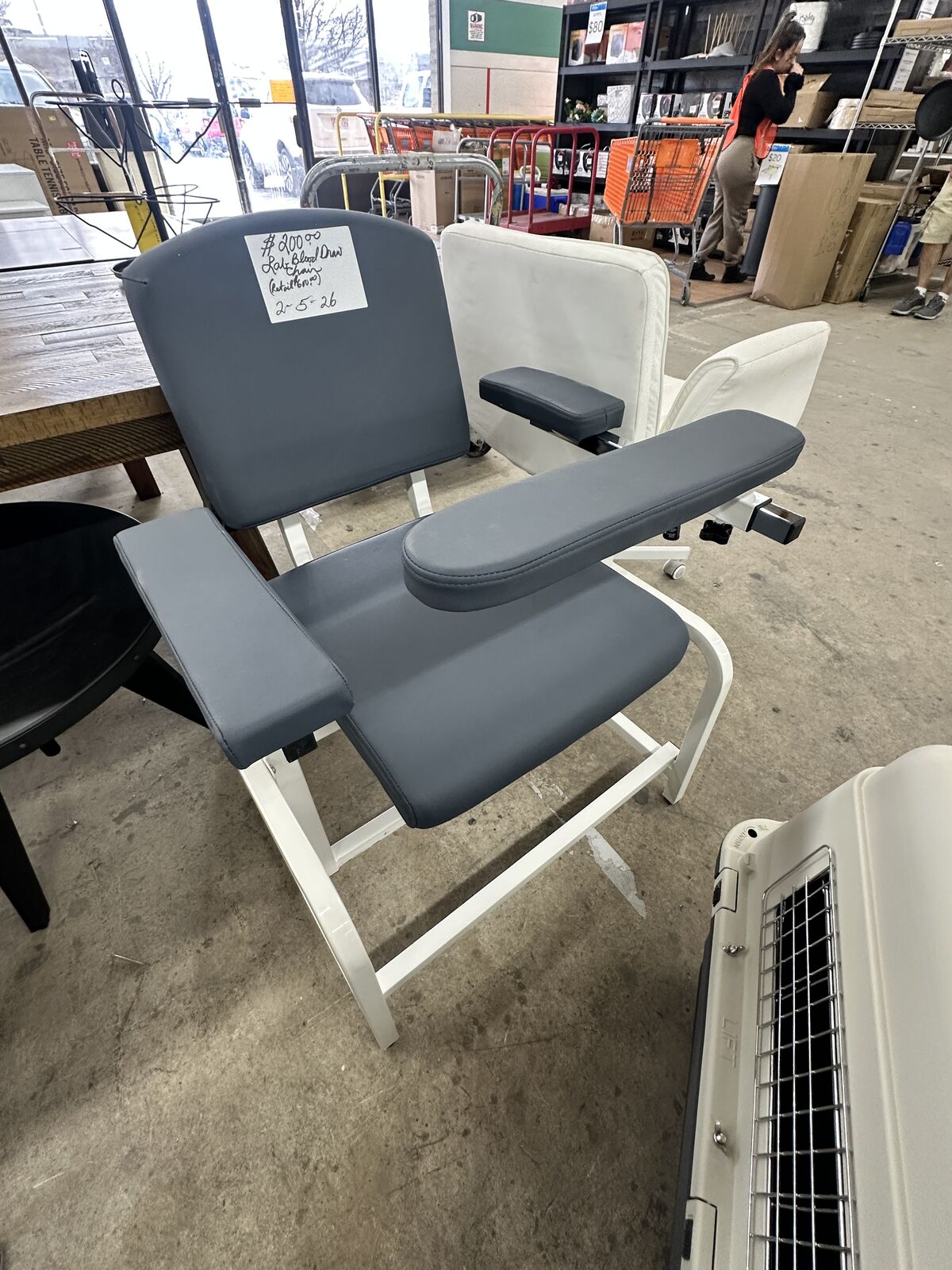 Medacure Heavy-Duty Treatment Bench - 500 lb Capacity