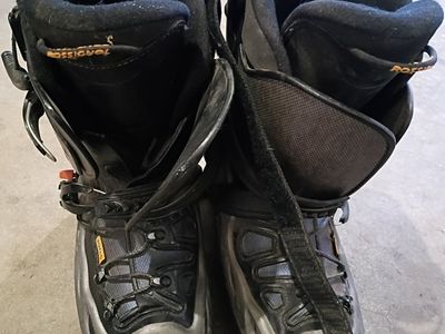 Rossignol Soft 2 Rear Entry Ski Boots Size 29.5 Black/Grey
