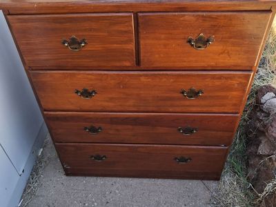 small wood dresser 5 drawer