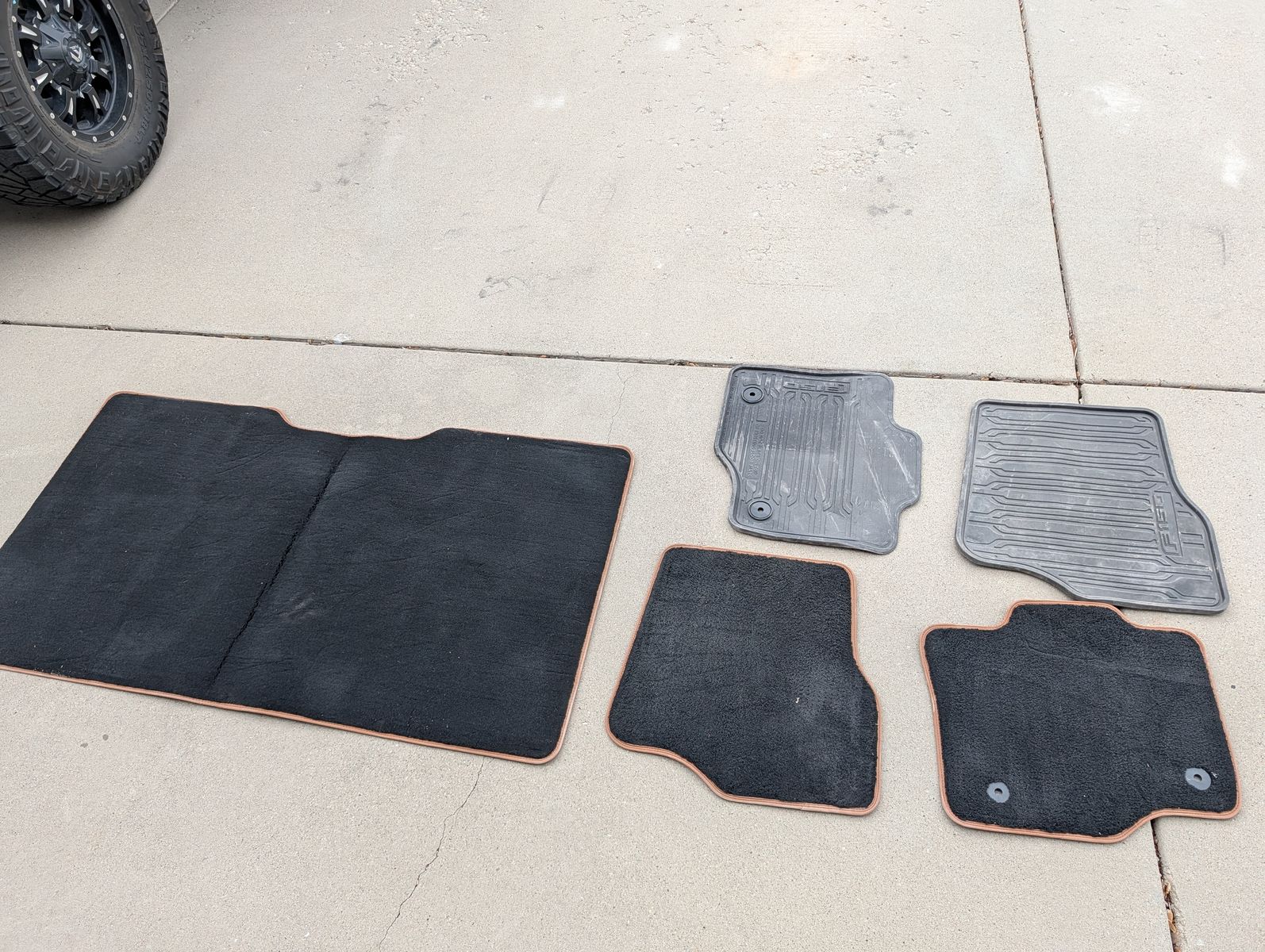 F-150 rubber and carpet Floor Mats