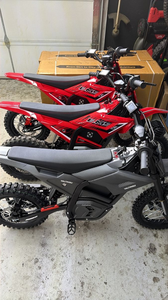 Valtinsu EM5 40MPH 12/14 electric dirtbike Brand New