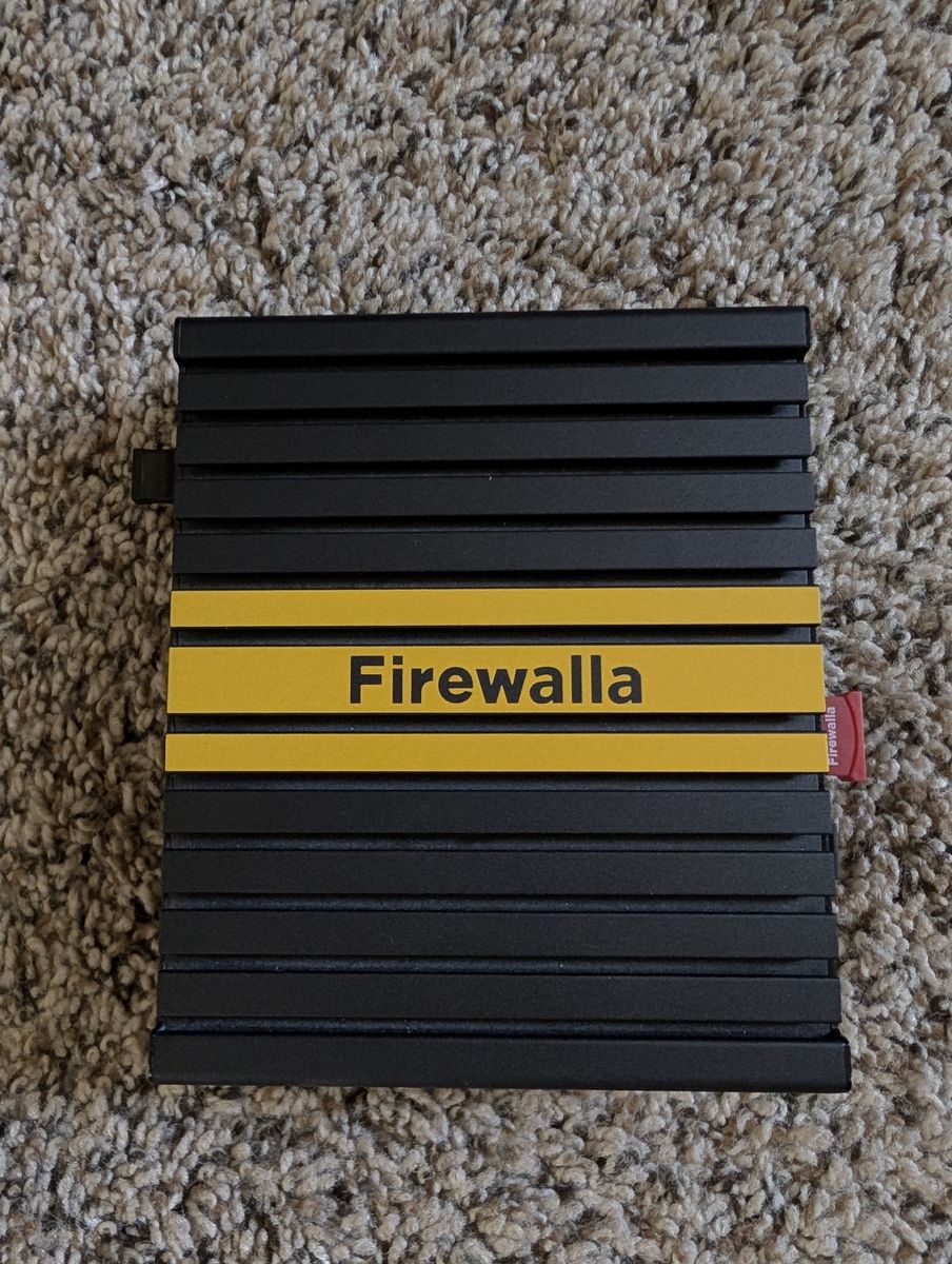 Firewalla Gold  – Firewall & Router