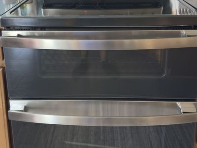 GE Electric Range
