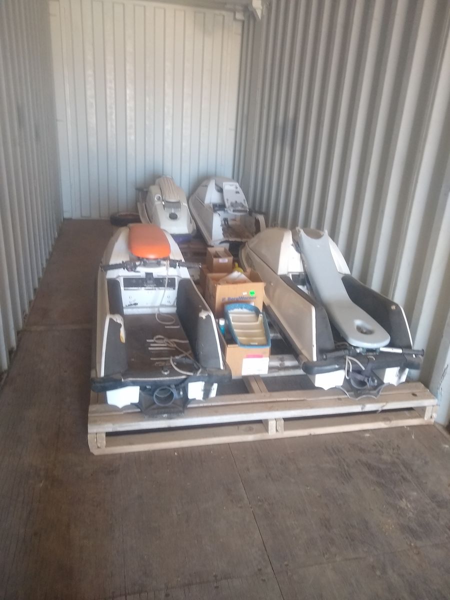 Yamaha Superjets - Kawasaki 550