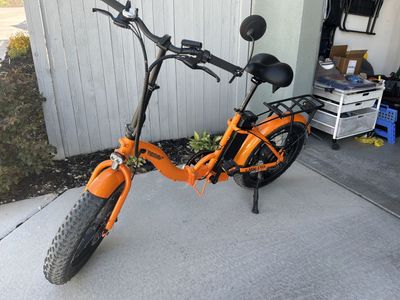 Rad E-bike w Fat Tires