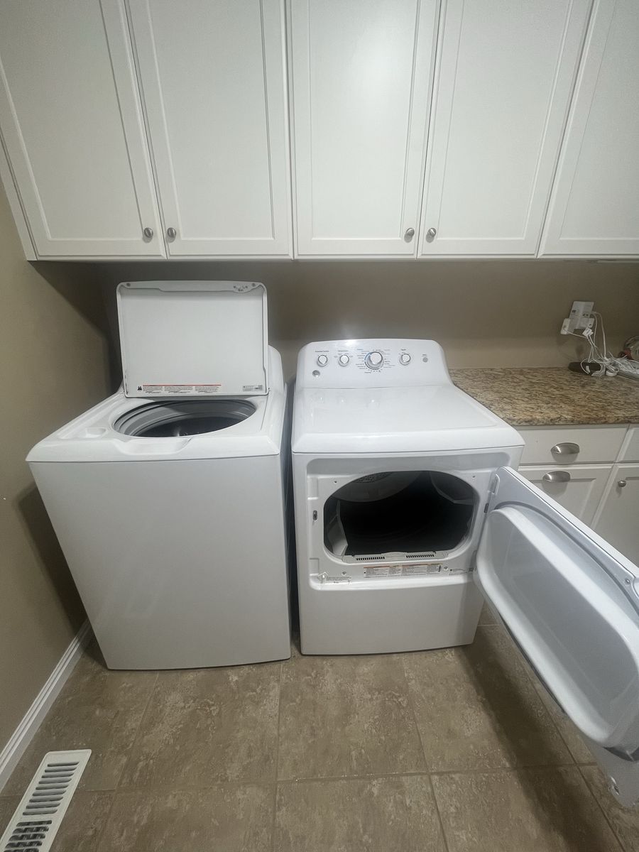 Main image 3