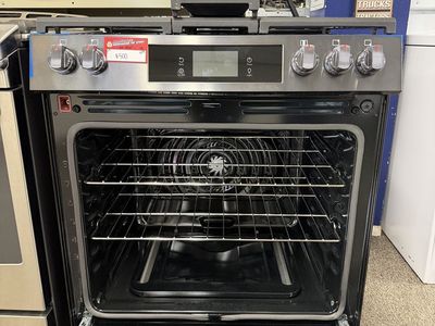 JUST LIKE NEW! GOOD FRIGIDAIRE GAS TOP RANGE