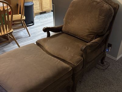 Like New Italian Made Arm Chair With Ottoman