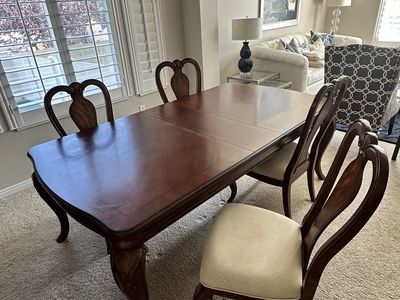Cherry Wood Finish Extendable Dining Table Set 72-96" with 4 Chairs - Excellent Condition