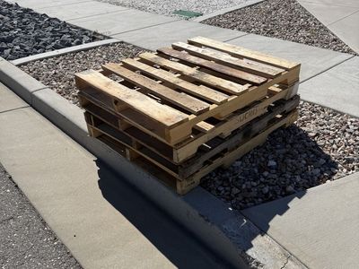 Free pallets